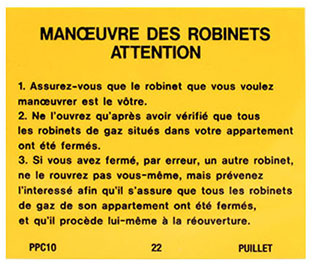 plaque d'identification : Manœuvre des robinets Attention