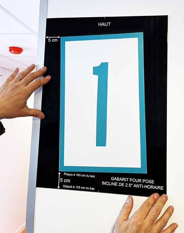 gabarit pose signaletique