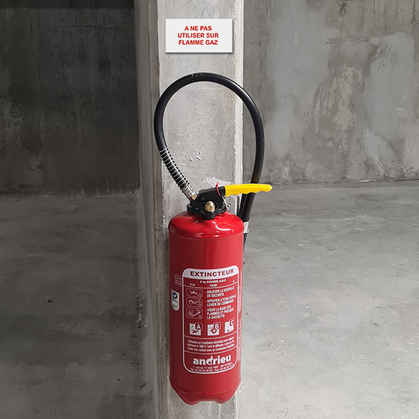 signalétique de sécurité plaque forex